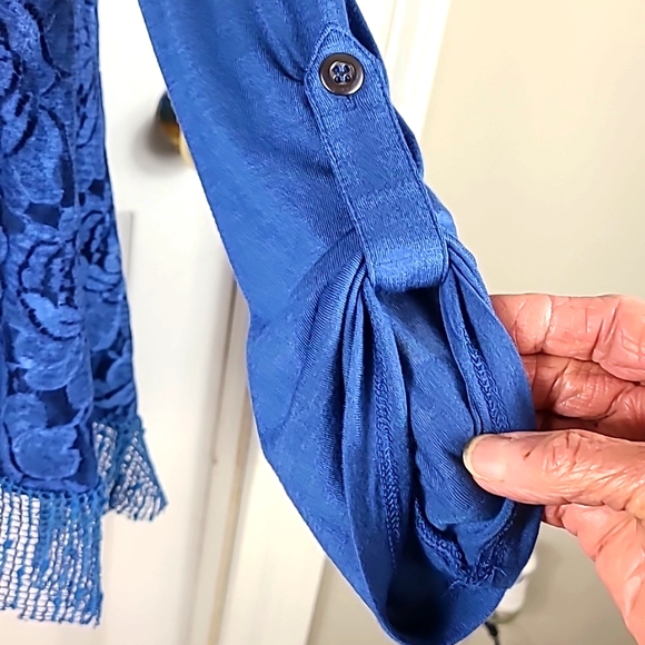 Cupio Lace Overlay Tunic NWT - Picture 4 of 13